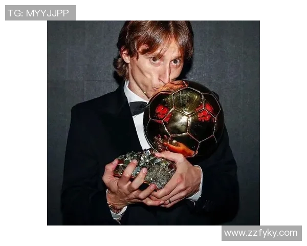 世界足球历史中十大传奇中后卫球星盘点及其影响力解析