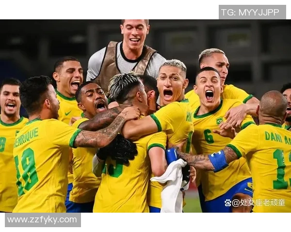 明星球星同框拍照瞬间精彩呈现 篮球足球双雄聚焦时刻回顾 明星球星同框拍照瞬间精彩呈现 篮球足球双雄聚焦时刻回顾